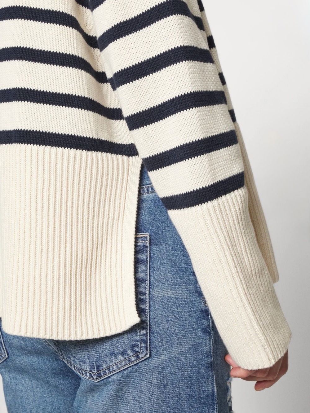 GAP Striped Cotton Turtleneck Sweater Split Hem Ivory Navy Size M - Picture 3 of 11